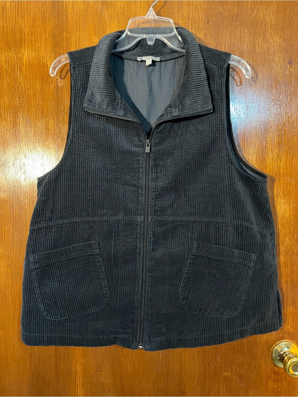 Habitat Black Ribbed Collar Vest